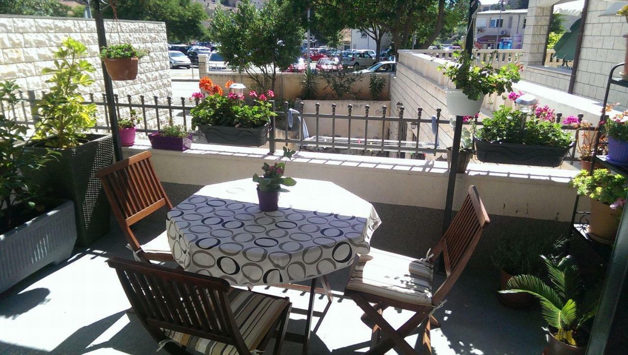 Apartments Dalia House Hvar Town Exterior photo